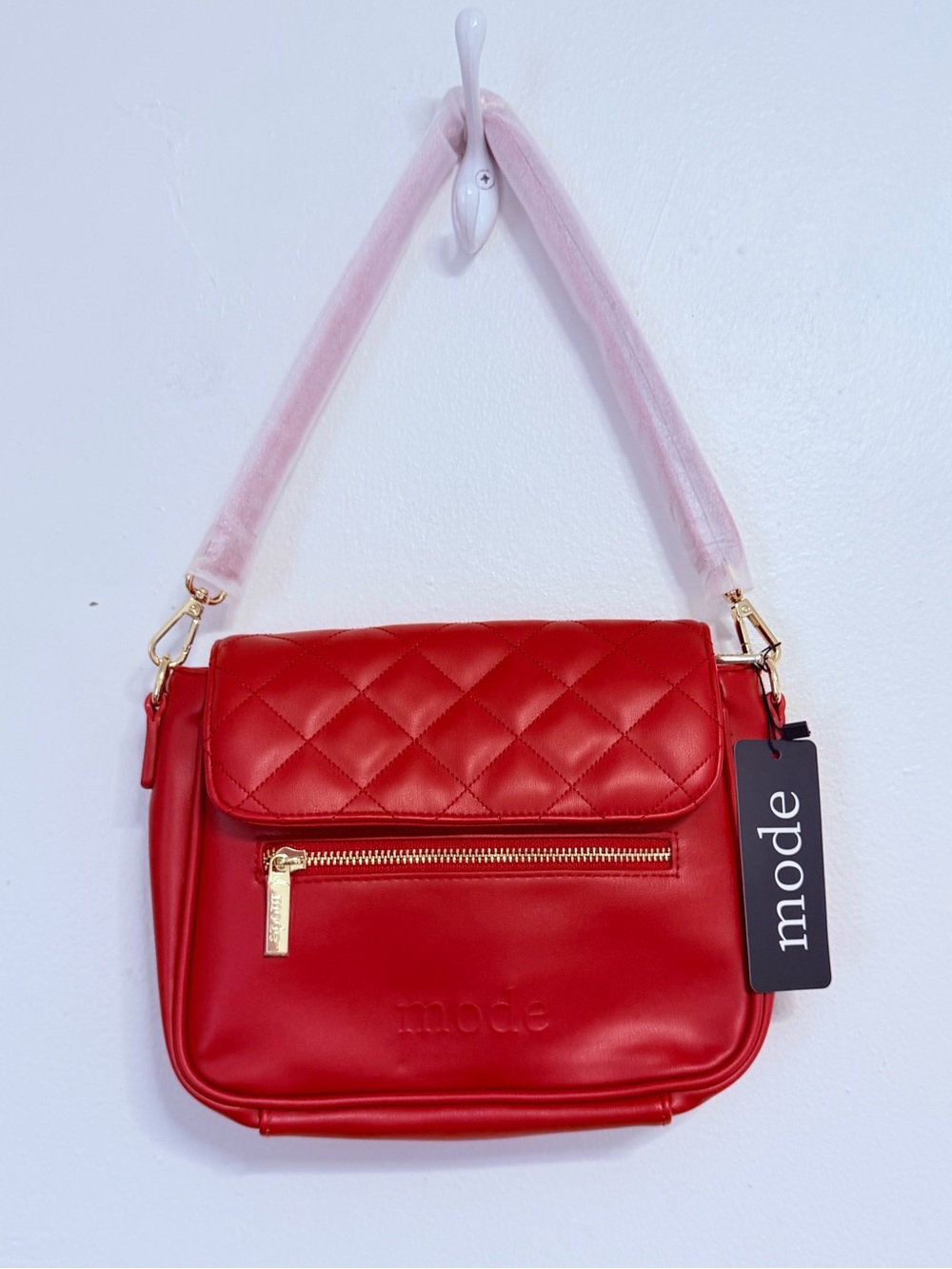 MODE Quilted Red Crossbody Bag with Gold Chain New with tags!